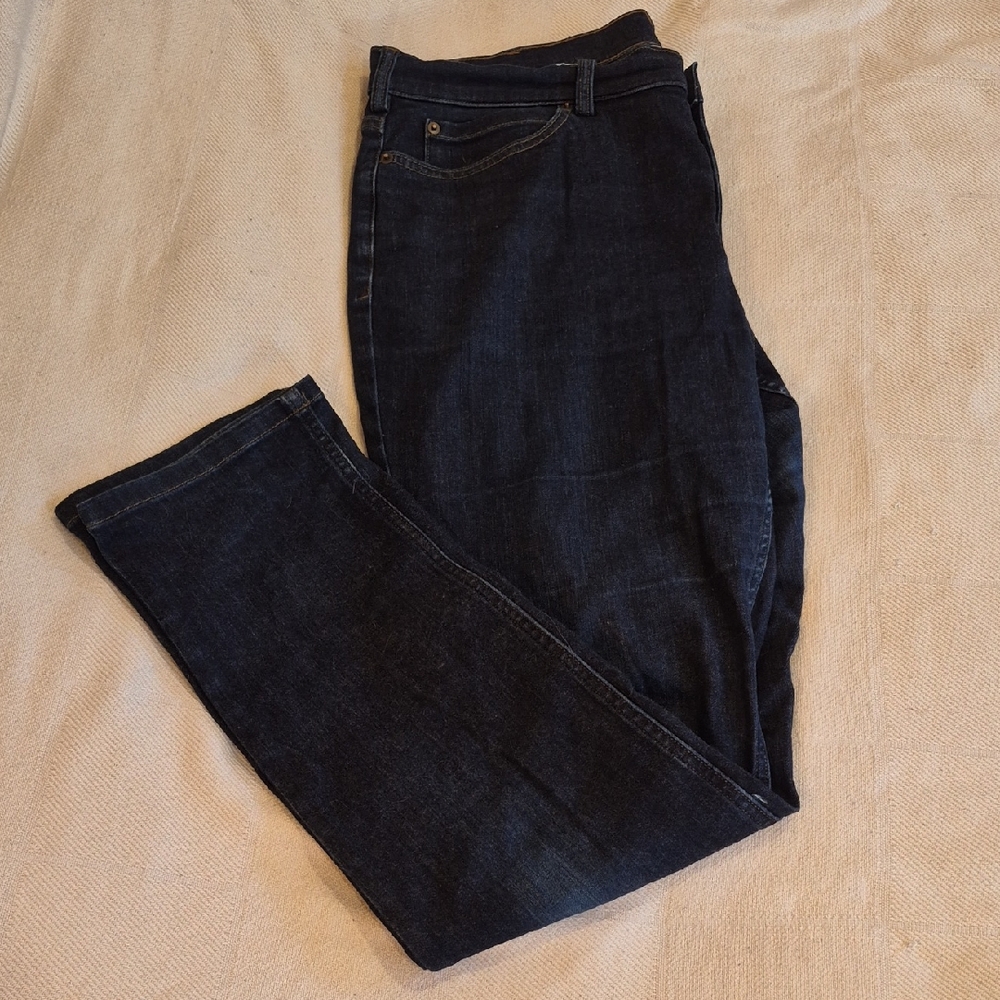 Duluth Trading Co Classic Blue Jeans